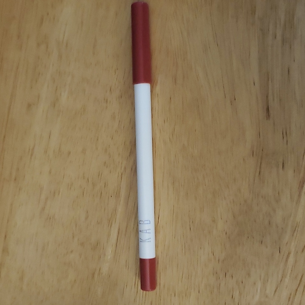 New KAB Cosmetics Lip Liner In The Color Charming